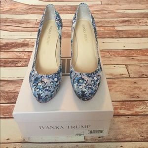 Ivanka Trump Kimo2 Blue Multi Fabric Heels